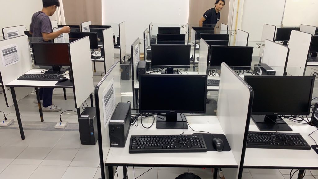ติดตั้งระบบเครือข่าย LAN และระบบไฟฟ้าสำหรับพื้นที่ปฏิบัติงาน กองบิน 56 ภาพที่ 1